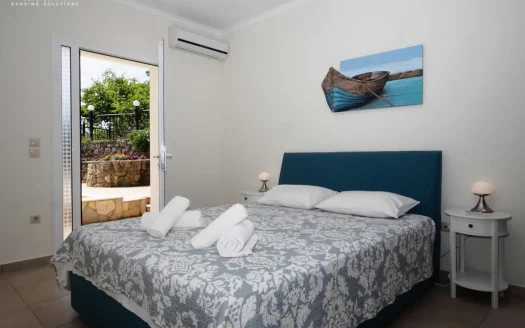 LUXURY VILLA WITH VIEWS TO THE IONIAN SEA -Α-9003