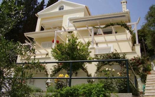 Villa for sale – Π-1600