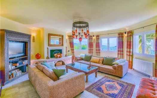 Villa for sale – Π-17700