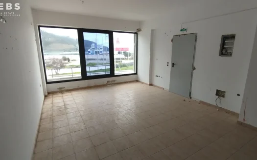 PROFESSIONAL BUILDING OPPOSITE THE PORT OF IGOUMENITSA – Α-7028-1