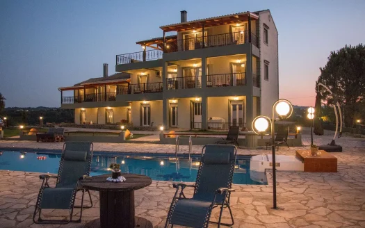 Apartment complex for sale – Π-860